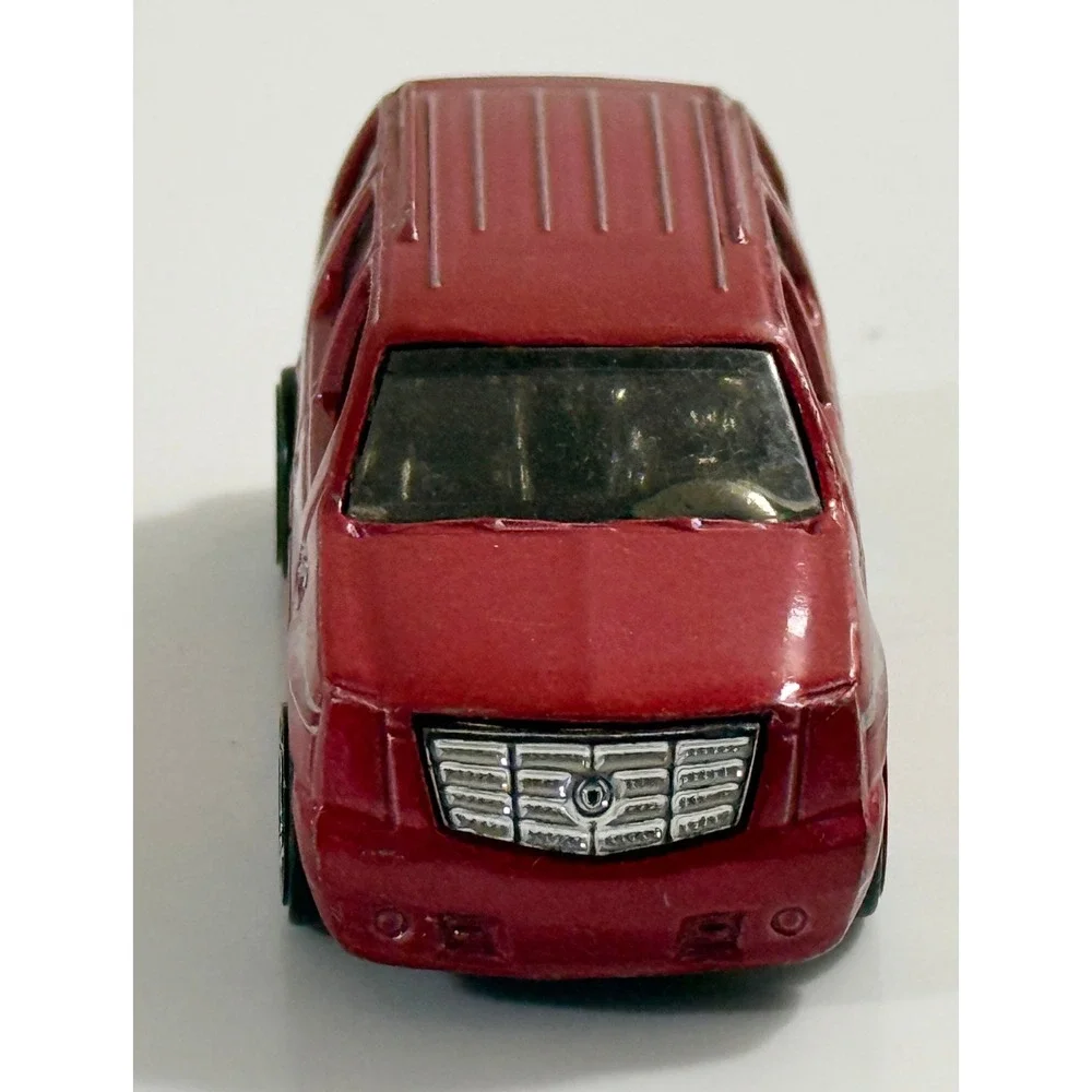 Hot Wheels '07 Cadillac Escalade Kids‎ 1/64 Red Diecast SUV Car